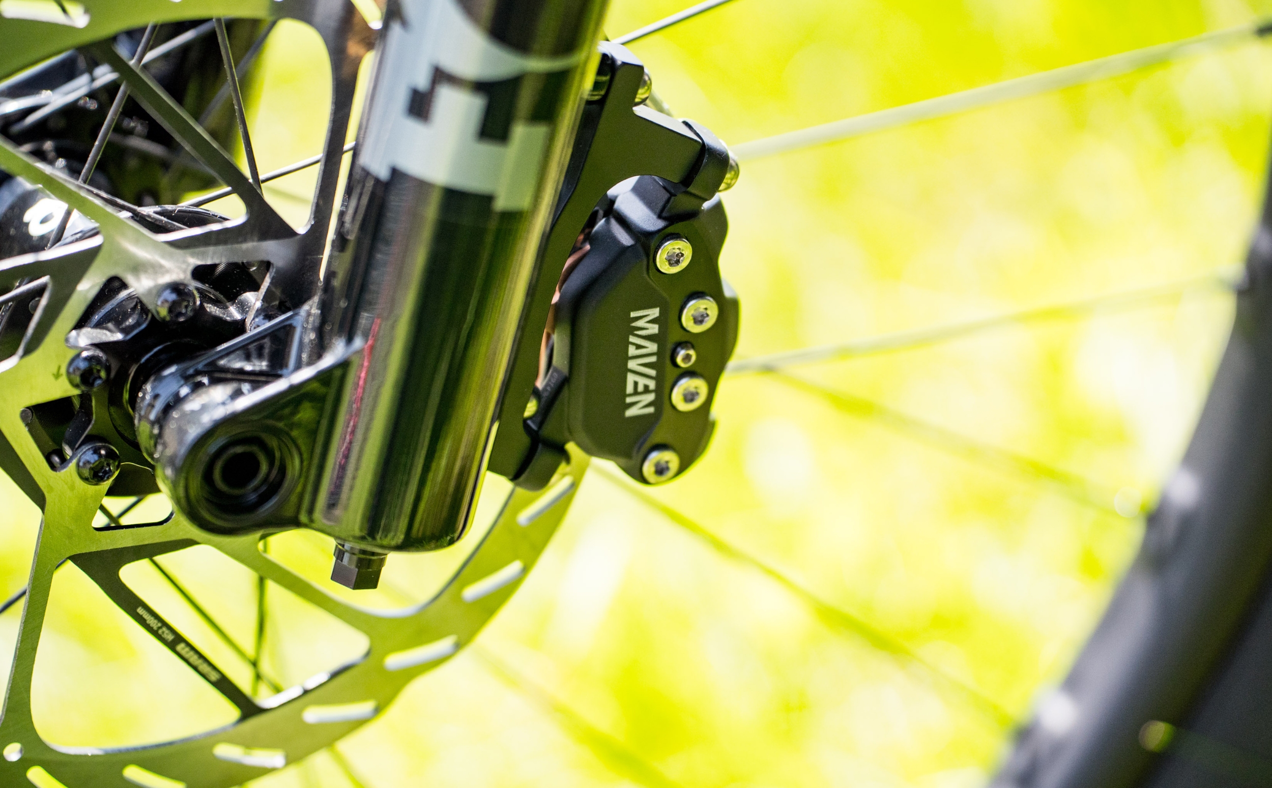 Santa Cruz Bronson 5 Carbon C GX AXS Santa Cruz Bronson 5 Carbon C GX AXS 2024 Details