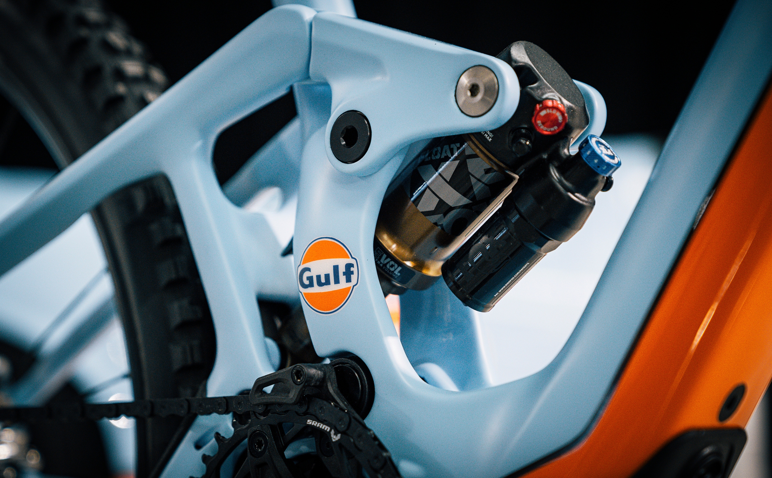Mondraker NEAT Unlimited Gulf TQ HPR-50 360Wh 2024 Detail Dämpfer